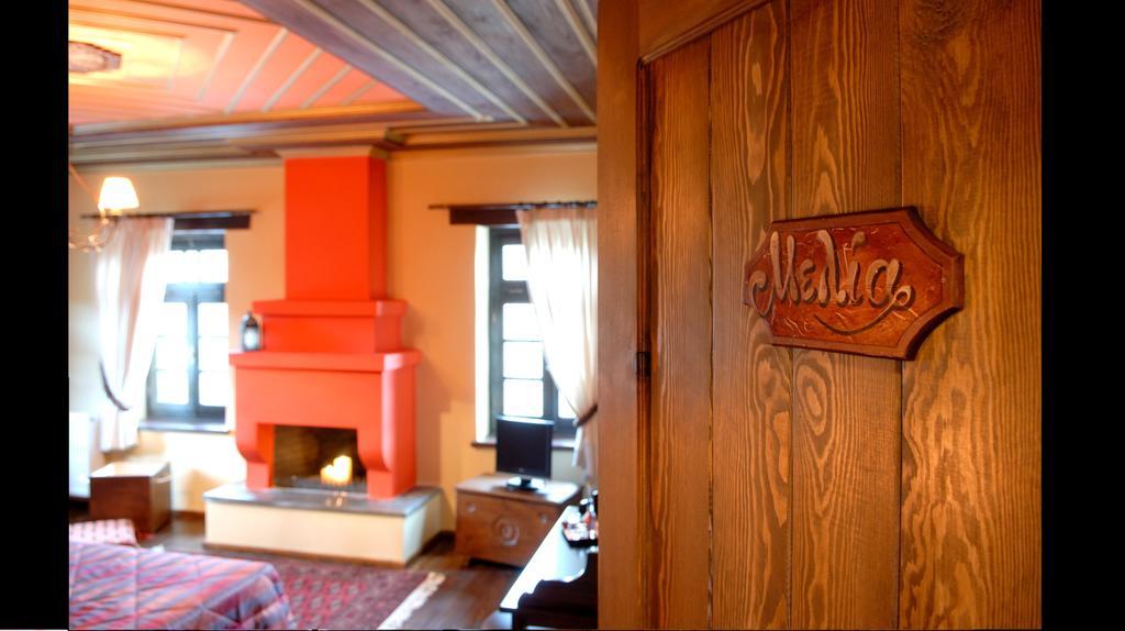 Adrasteia Guesthouse Negades Экстерьер фото